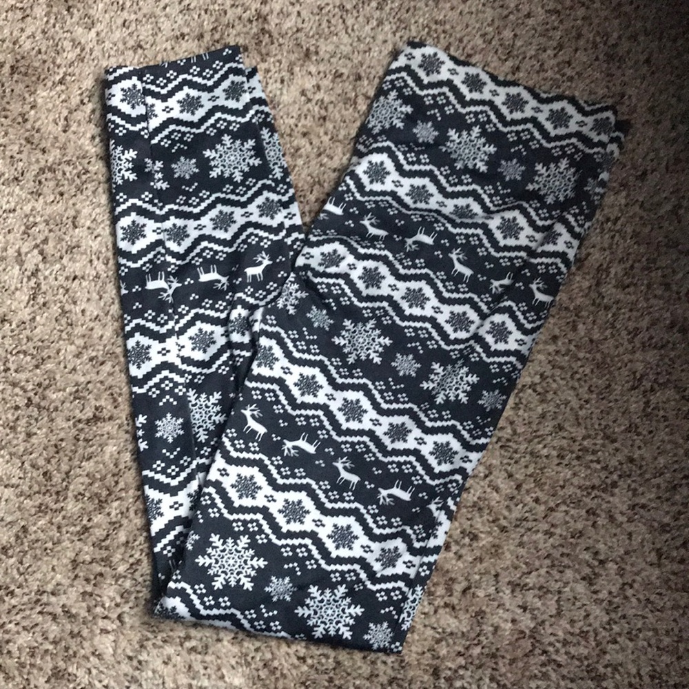 Holiday print leggings